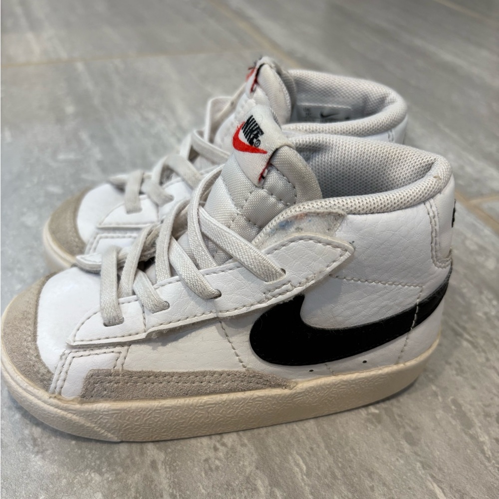 Nike Blazers Toddler size 7